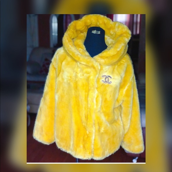 Zara Yellow ғaux ғᴜʀ  jacket - Picture 4 of 4